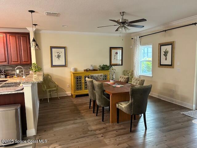 Foto del edificio - 5536 Enchanted Ave