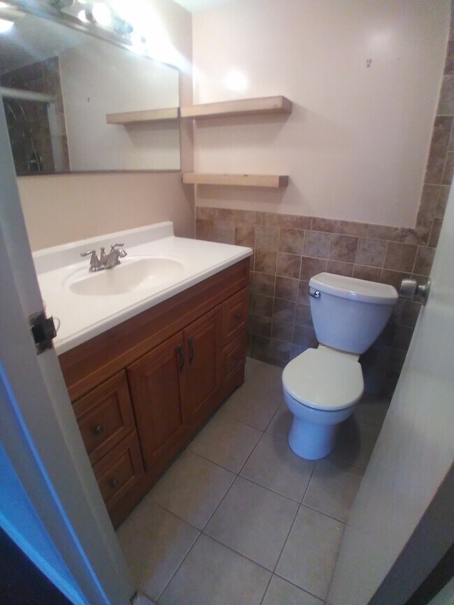 Foto del edificio - 4000 Gypsy Ln