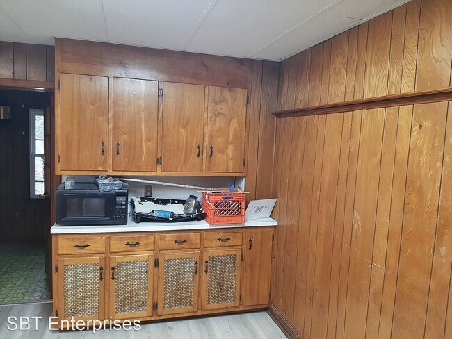 Foto del edificio - 3 br, 1 bath House - 145 Monroe