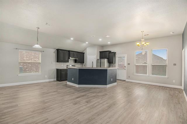 Foto del edificio - 5749 Diamond Valley Dr