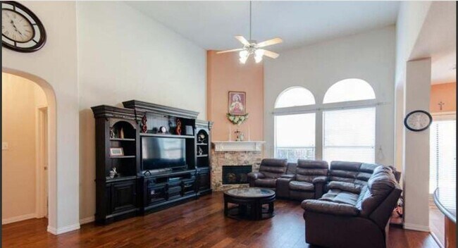 Foto del edificio - 8373 Brightside Ln