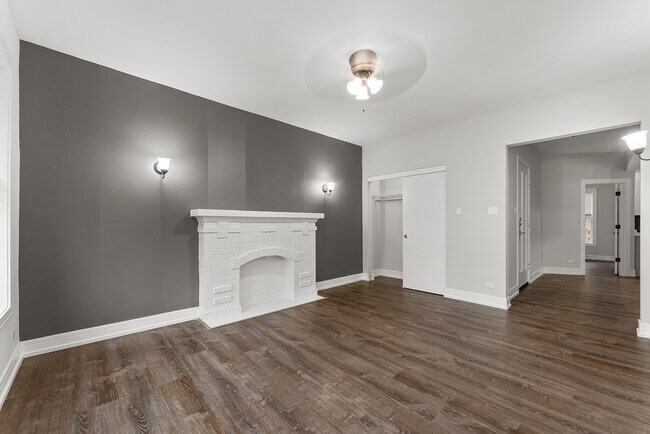 Foto del edificio - 6106 N Winthrop Ave