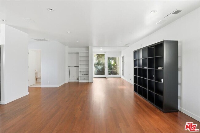 Foto del edificio - 109 Dudley Ave