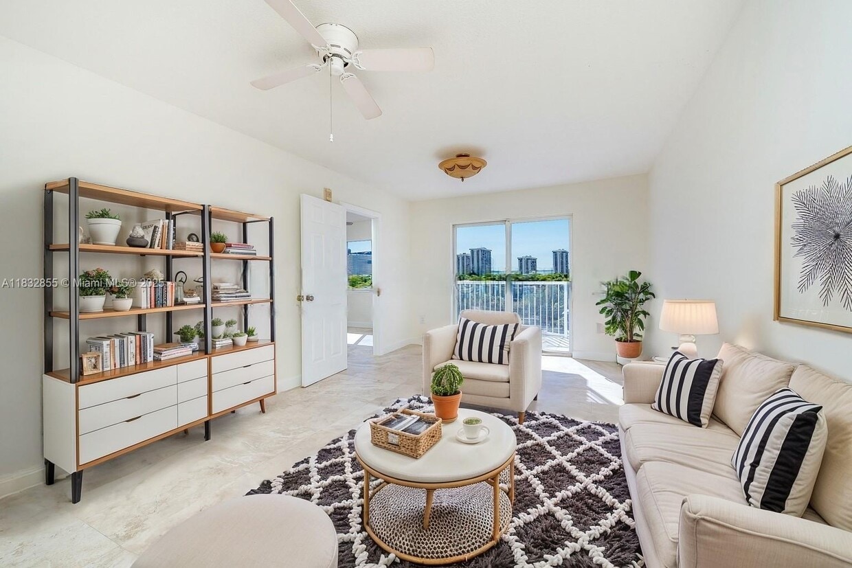 Photo - 280 Southwest 20th Road Apt #902, Miami, FL 33129 - 2 BR 2 BA condo