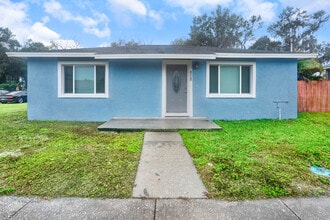 Building Photo - 808 S Charleston Ave