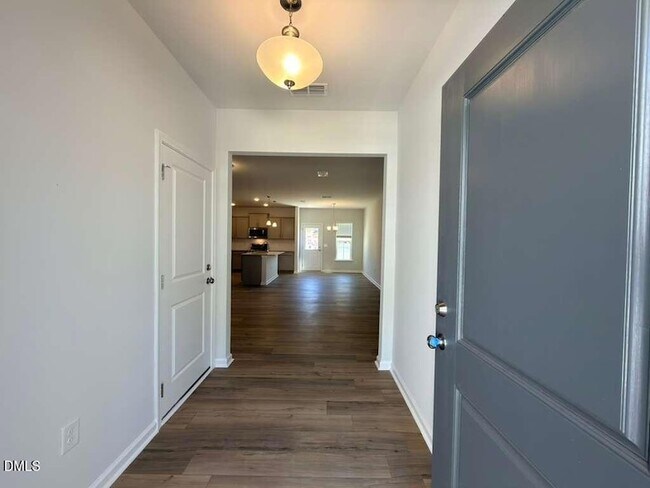 Foto del edificio - 218 Broomside Ave