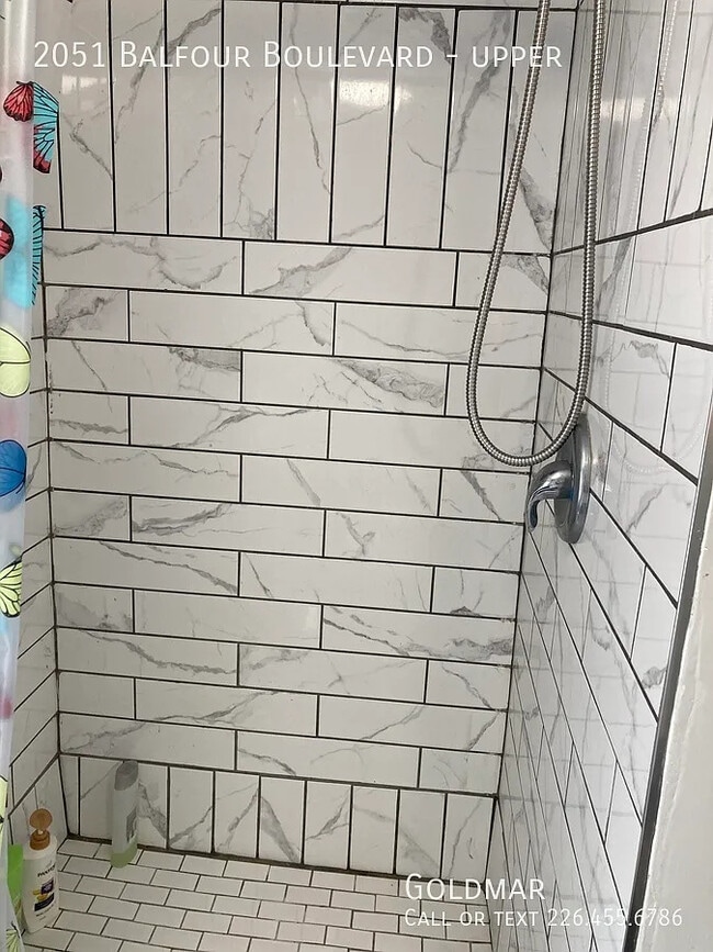 Photo du bâtiment - 2051 Balfour Blvd