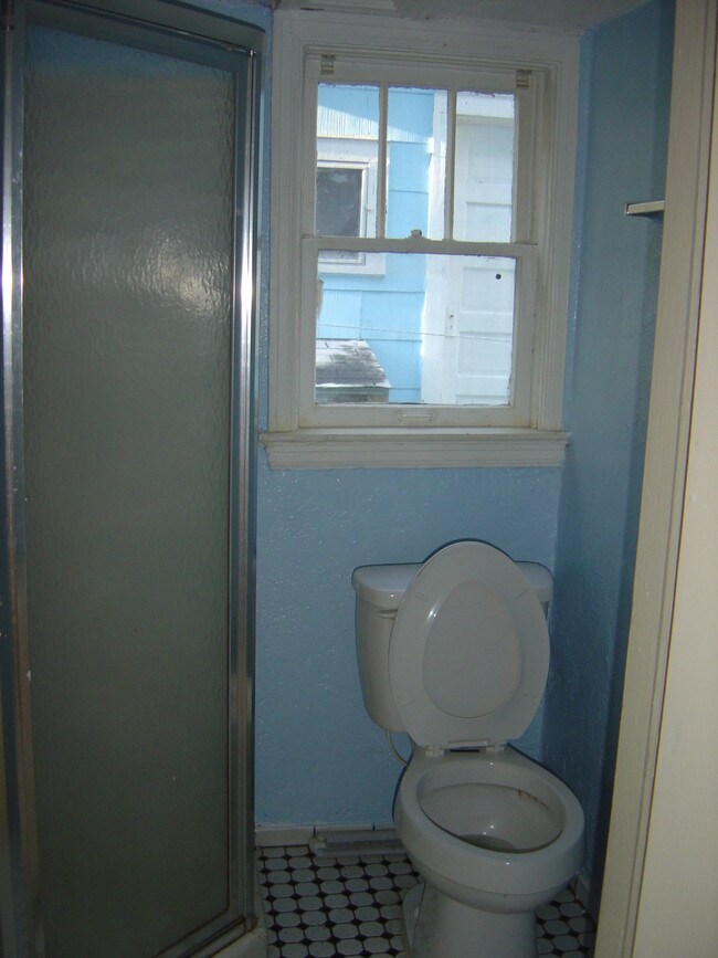 Bathroom - 309 Pennsylvania Ave