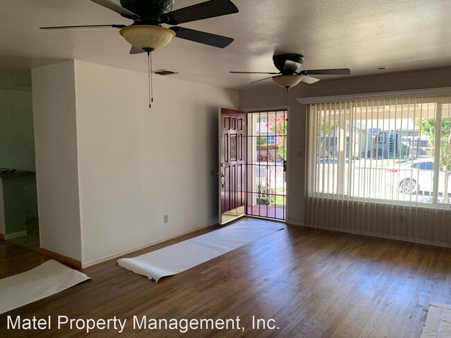 Building Photo - 2 br, 2 bath House - 401 Ryan Ave
