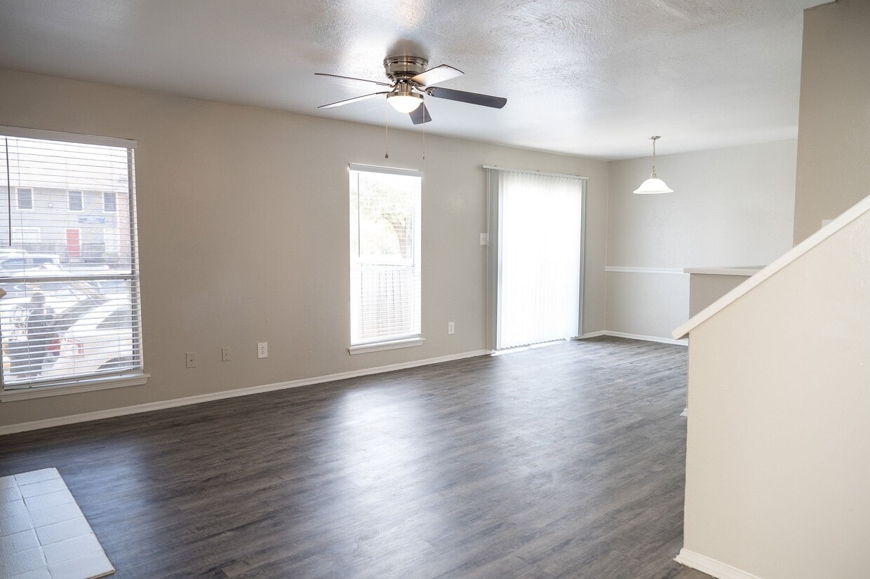 Photo - 7058 W Gulf Bank Rd (Houston, TX)