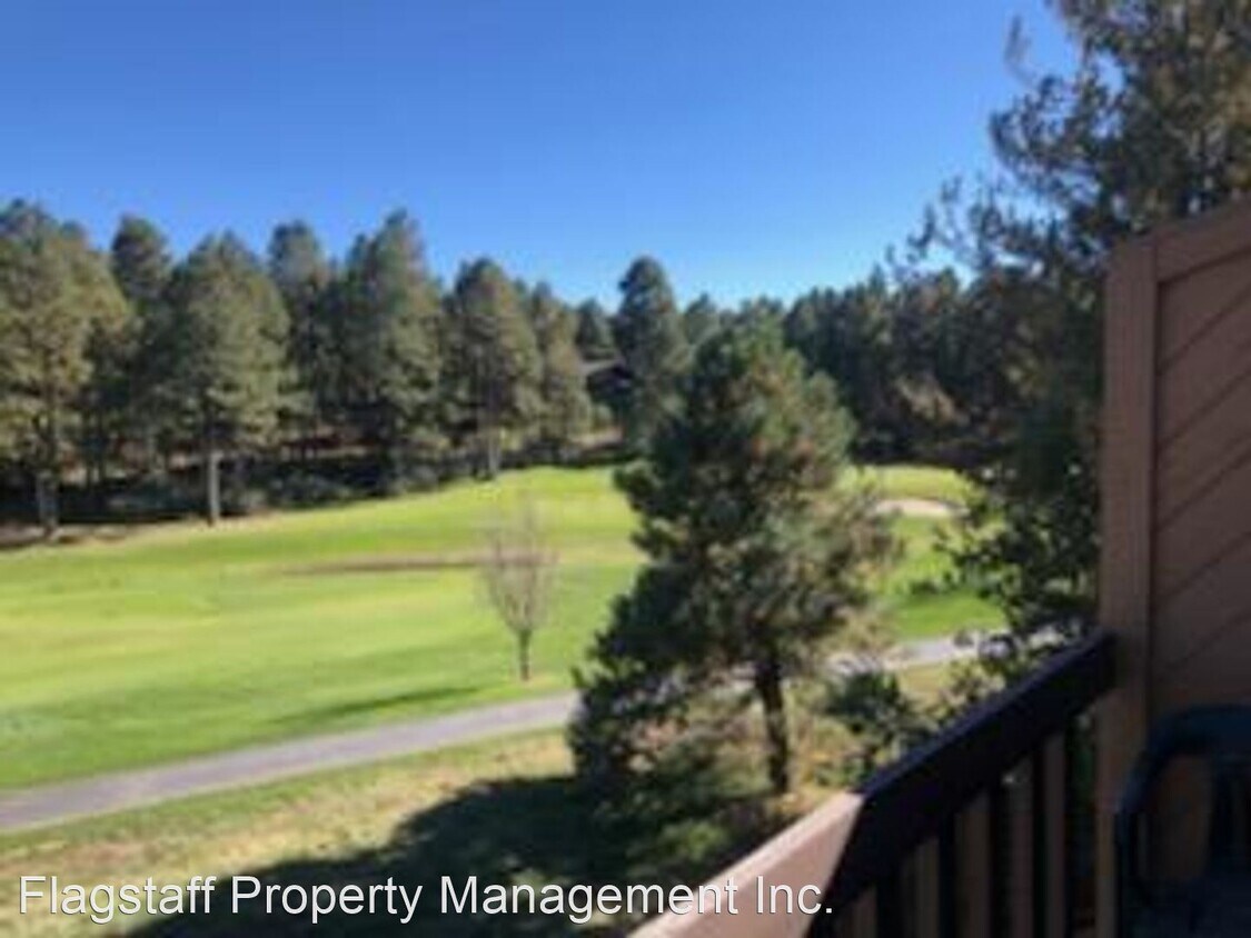 Foto principal - 3 br, 2.5 bath House - 2404 N. Earle Dr.