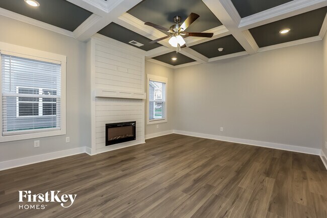 Building Photo - 1417 Kingbird Dr