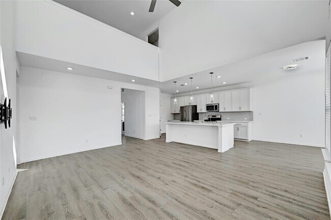 Foto del edificio - 6411 Velvet Leaf Ln