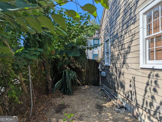 Building Photo - 106 W Duffy Ln