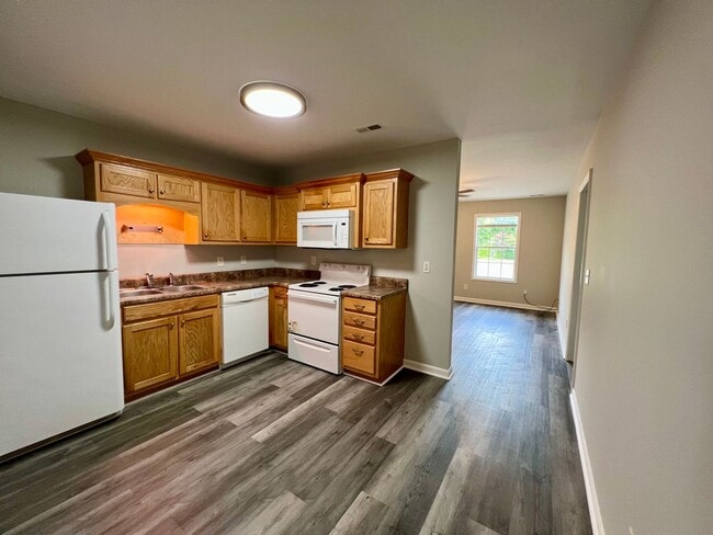 Foto del edificio - 3 Bedroom Duplex with Yard