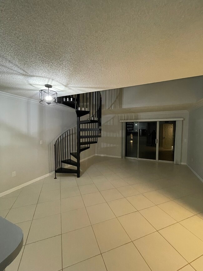 Building Photo - 2400 Feather Sound Dr