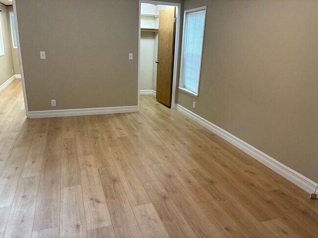 Foto del edificio - 93524 Easy Ln