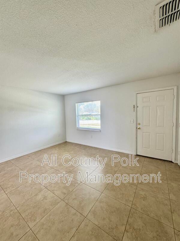 Building Photo - 2415 S Crystal Lake Dr