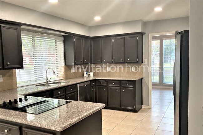 Building Photo - 4207 Pebble Beach Dr