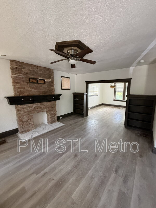 Foto del edificio - 5952 Kennerly Ave