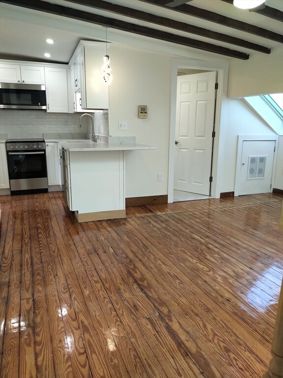 Building Photo - 50 Waltham St