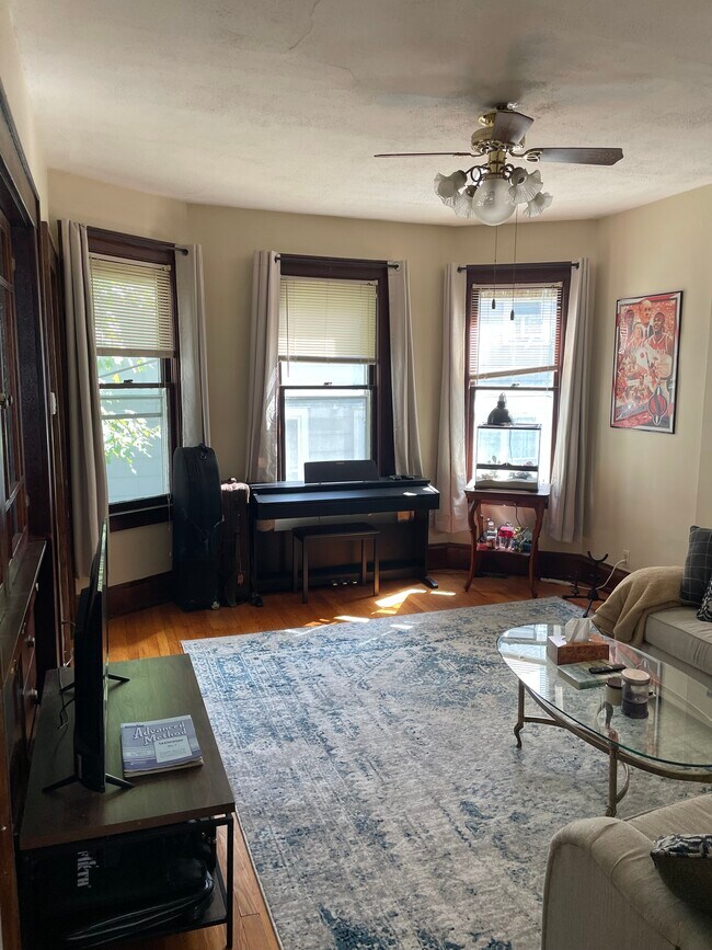 Foto del edificio - 246 Coleridge Ave