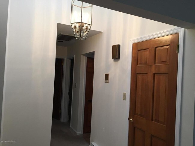 Building Photo - 44B Cheshire Square