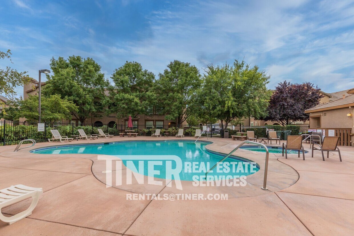 Primary Photo - Beautiful Syrah Two Bedroom Condominium