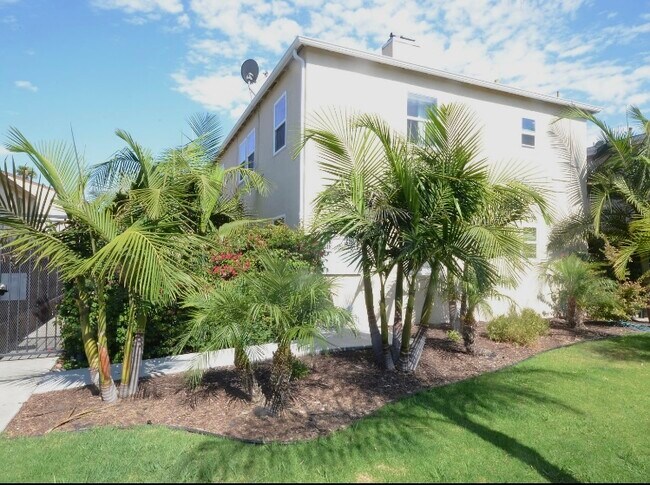 Building Photo - 4413 1/2 Illinois St