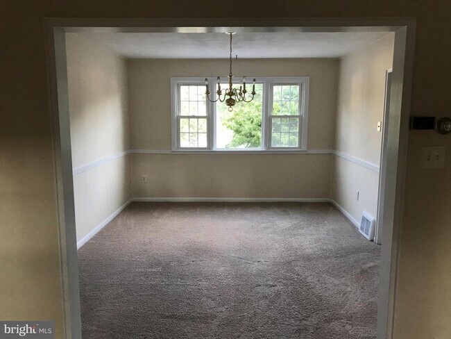 Foto del edificio - 205 Sycamore Rd