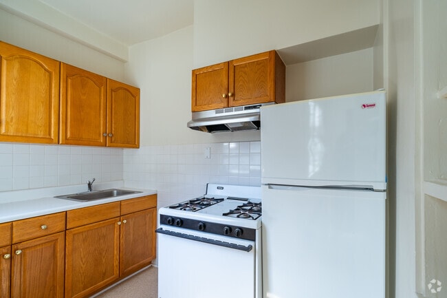 Kitchen - 237 Leavenworth St