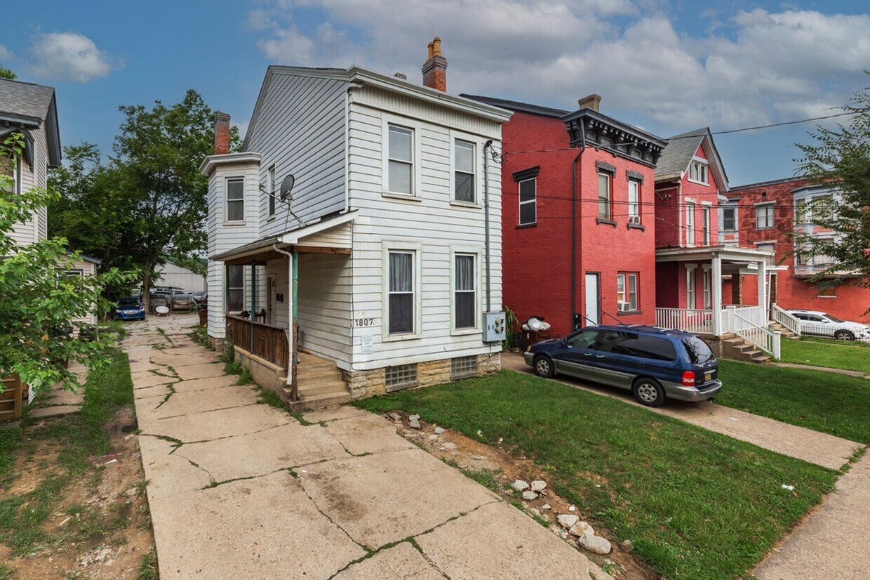 Primary Photo - 1807 Madison Ave