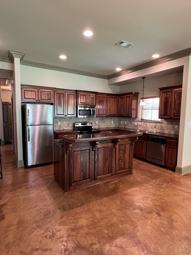 Foto del edificio - 3266 Northlake Ave