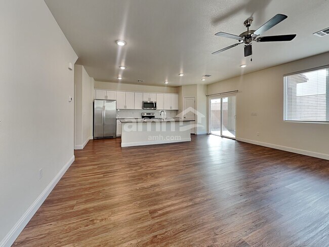 Foto del edificio - 5623 Lighting Hope Ct