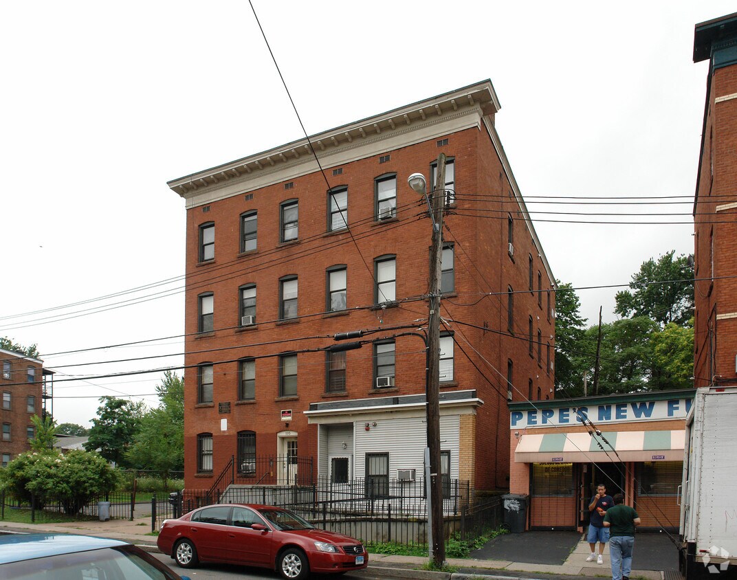 Building Photo - 185-187 Affleck St