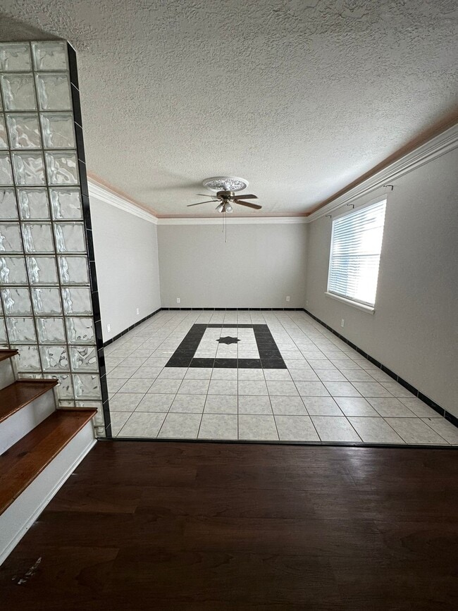 Foto del edificio - 7305 S Gessner Rd