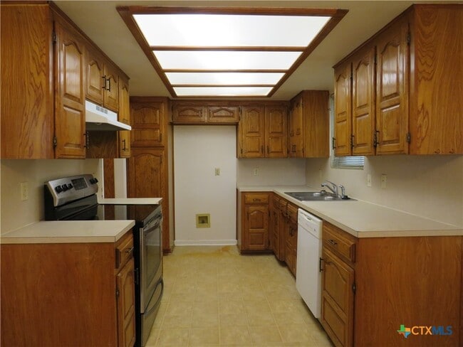 Building Photo - 2012 Starlight Dr