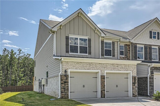 Building Photo - 1243 Park Center Cir