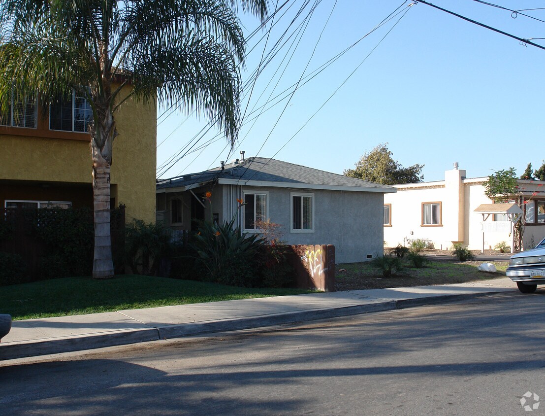 Building Photo - Smythe Avenue Cottages