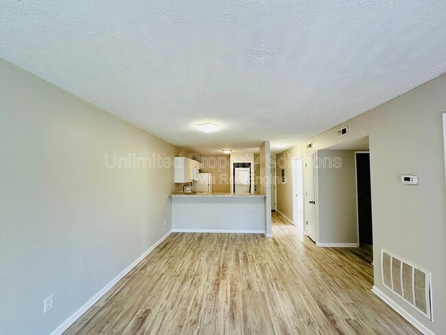 Photo - 213 Sunn Aire Ct Apartment