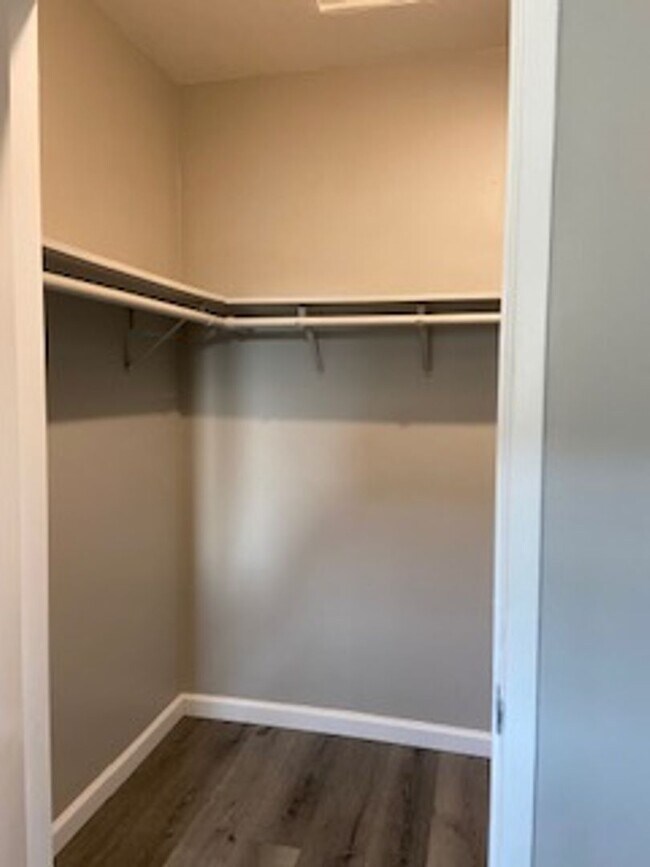 Foto del edificio - Gallant/Slevkov