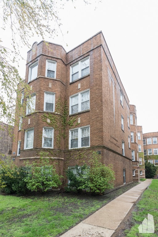 Building Photo - 4923 N Hermitage Ave