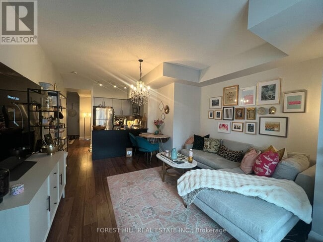 Building Photo - 83 Redpath Ave