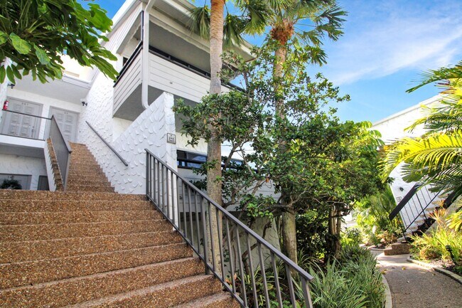 Building Photo - Bahia Vista, #F248