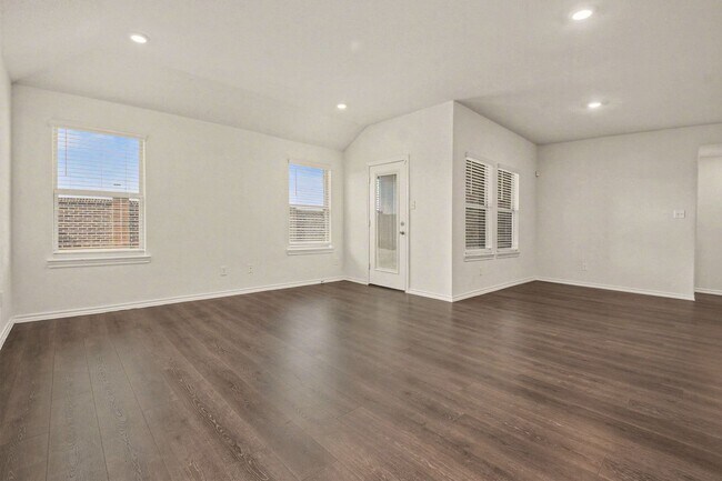 Building Photo - Comfortable Living Meets Modern Style in This Bright Home