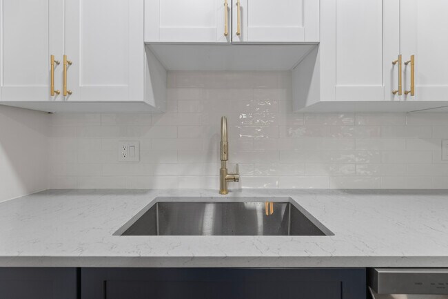 Foto del edificio - 6602 S Mascotte St