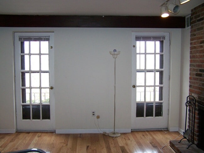 Building Photo - 716 N 23rd St