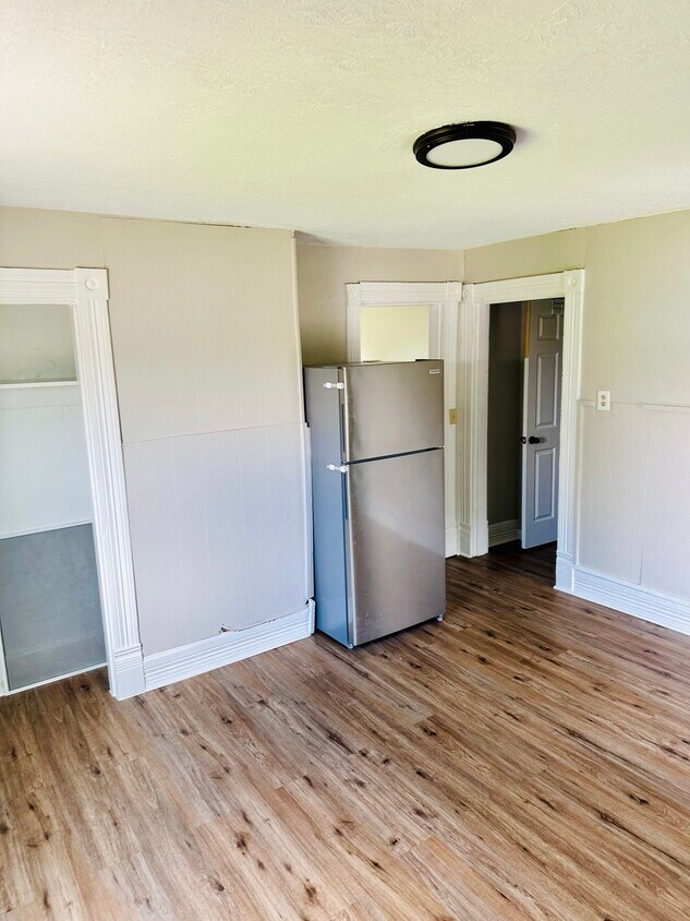 living space - 201 Garfield St