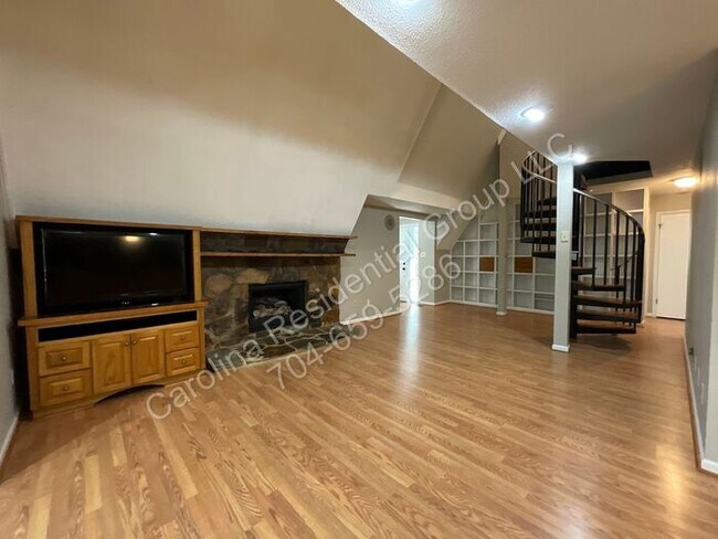 Building Photo - 7608 Zermatt Ln