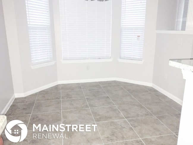 Building Photo - 5247 Forest View Trl